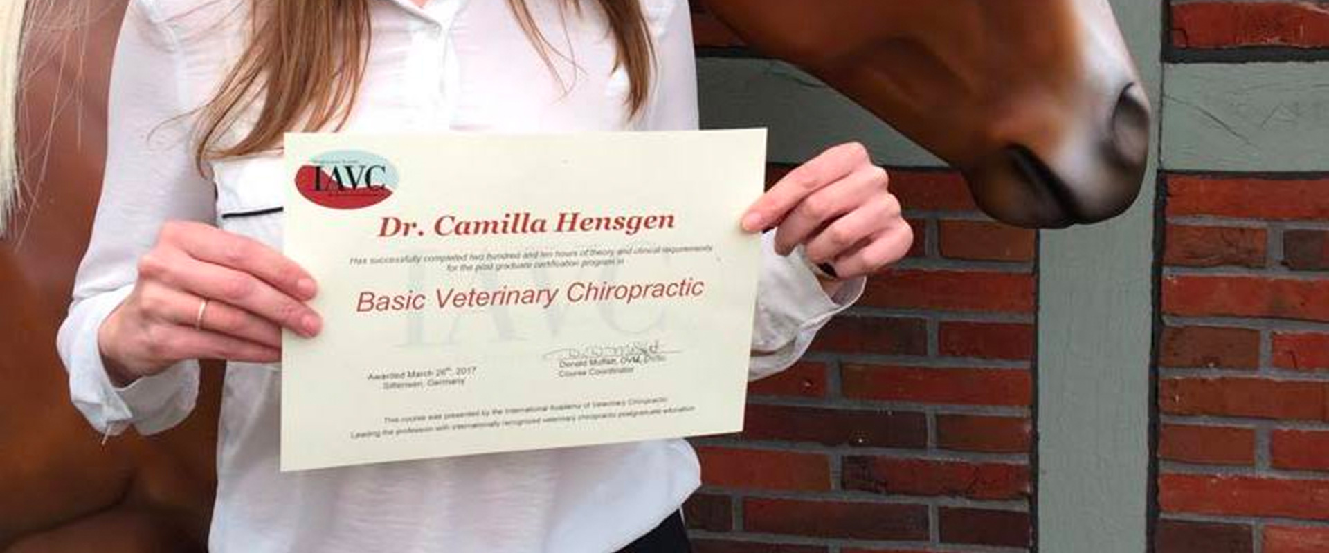 horsevet-thy-kiropraktik-certifikat-topslide.jpg